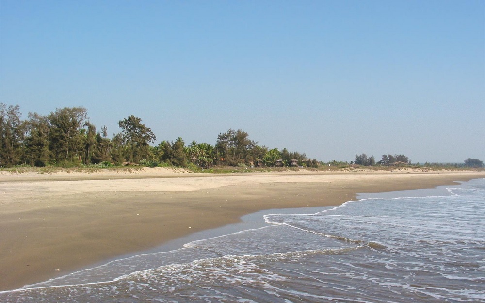 Morjim Beach